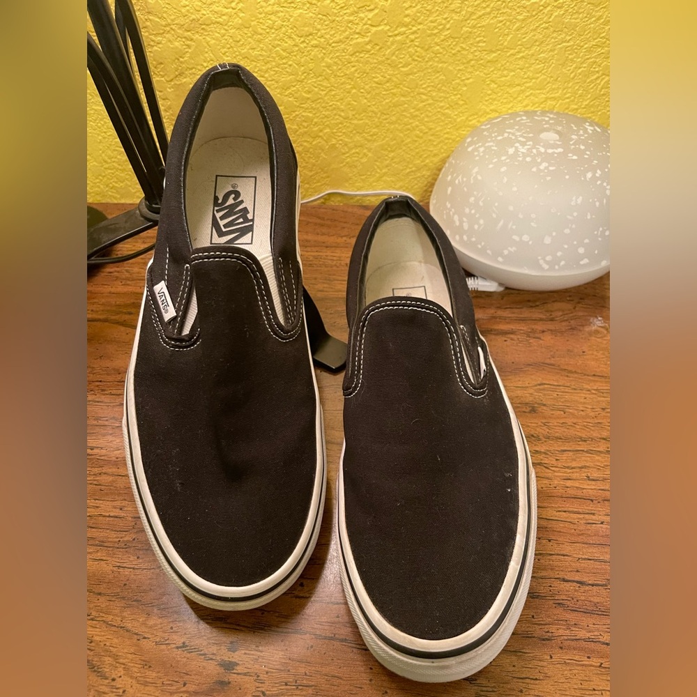 Vans Classic Slip-On Black Shoes Size Men 8.5 Women 10
